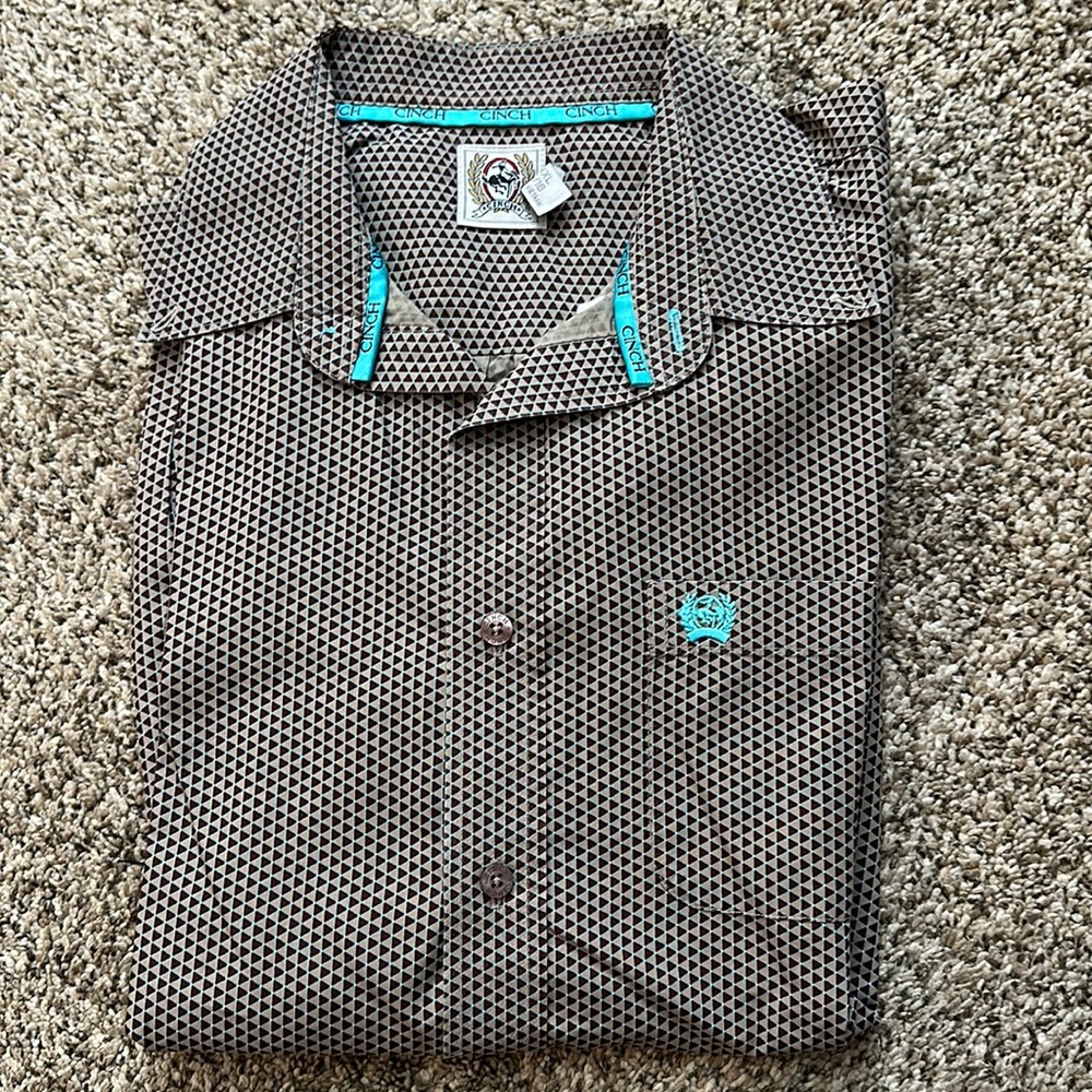 Long sleeve Cinch Geometric style Button Down Shirt